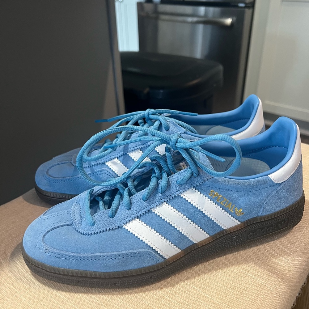 adidas Originals Handball Spezial Trainer light blue